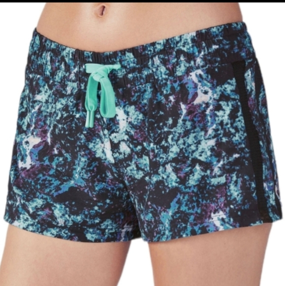 Fabletics shorts - Picture 1 of 7